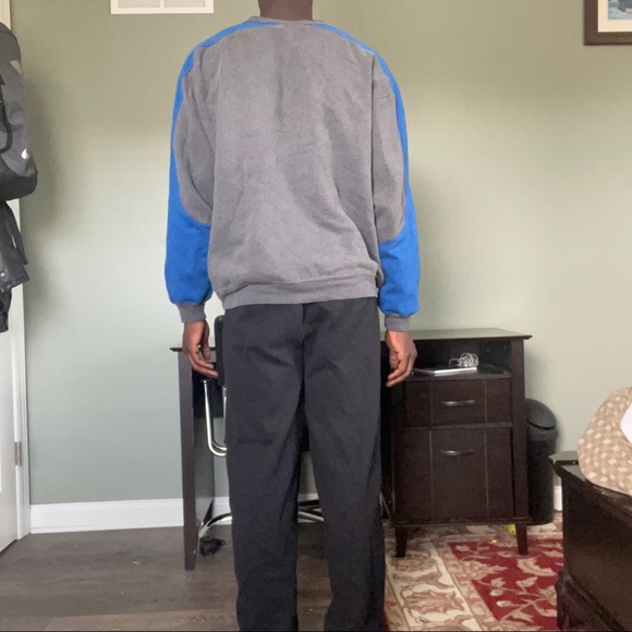 Grey and blue Team zStarter Kentucky wildcats crewneck (XL , Barely used) - Picture 4 of 4